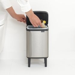 פח אשפה לשירותים BO ברבנטיה 4 ליטר, מט FPP – Brabantia – משלוח חינם לכל הארץ!